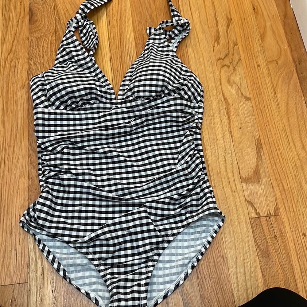 One piece swimsuit